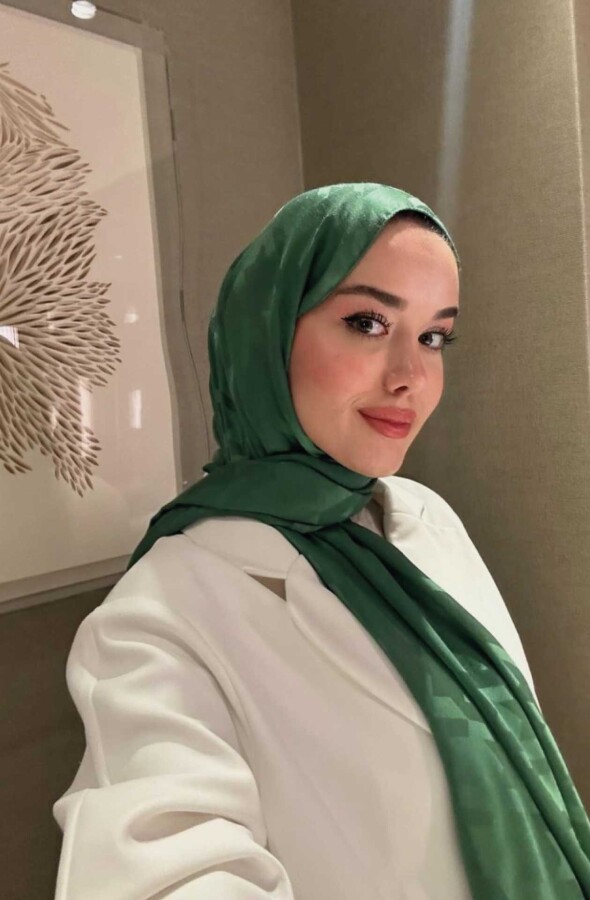 Eda Comart'ın Tercihi ÇAY AĞACI KAZAYAĞI DESEN İPEKSİ JAKAR ŞAL - (1)