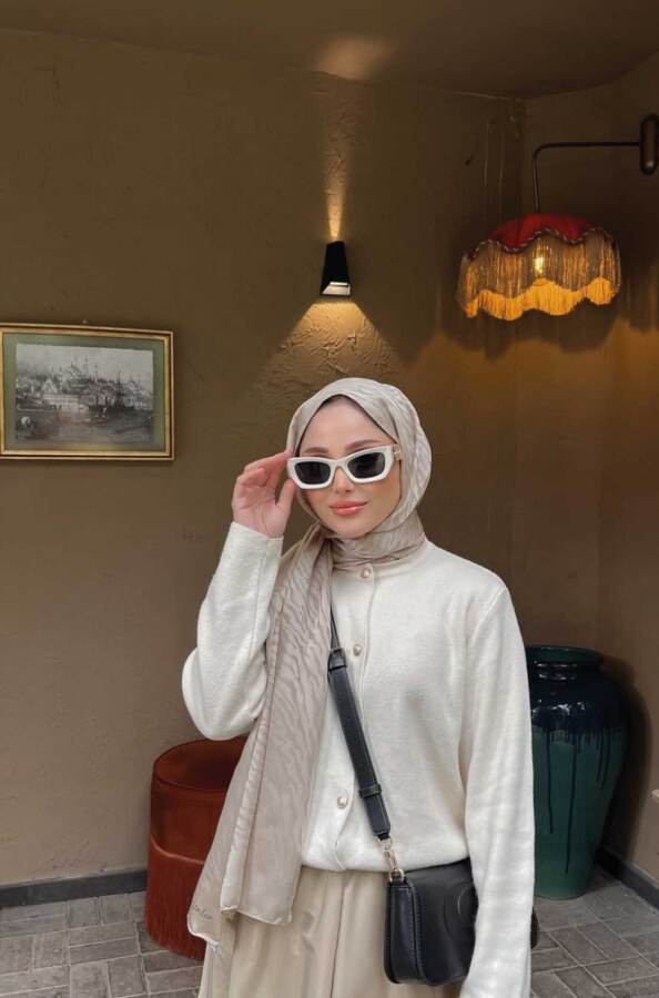 İrem Ersoy'un Tercihi Zebra Desen Şal/ Bej - (1)