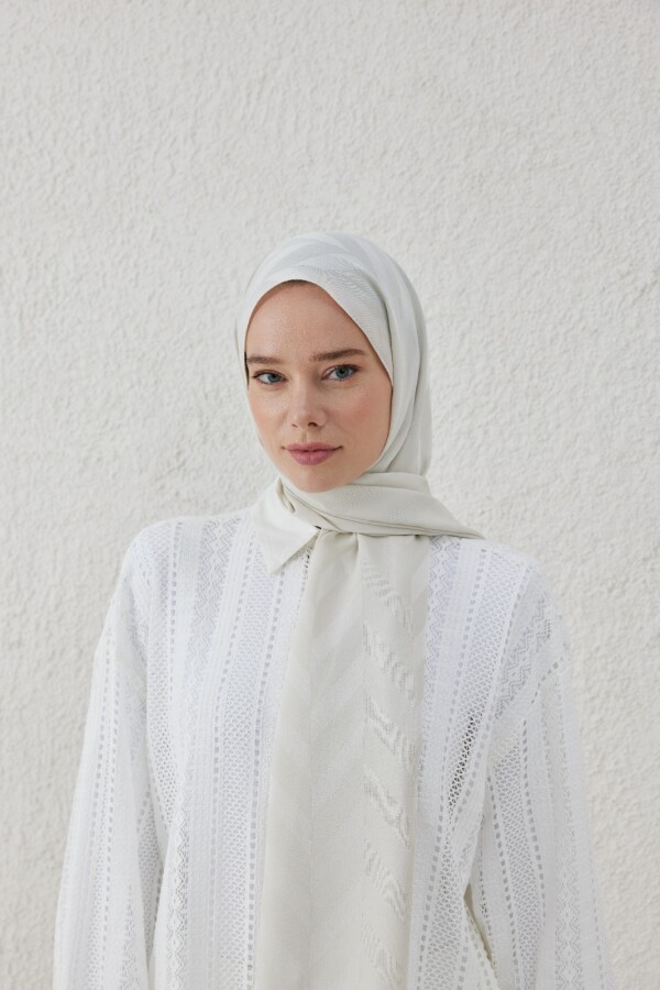 KIRIK BEYAZ BALIKSIRTI DESEN JAKAR ŞAL - (1)