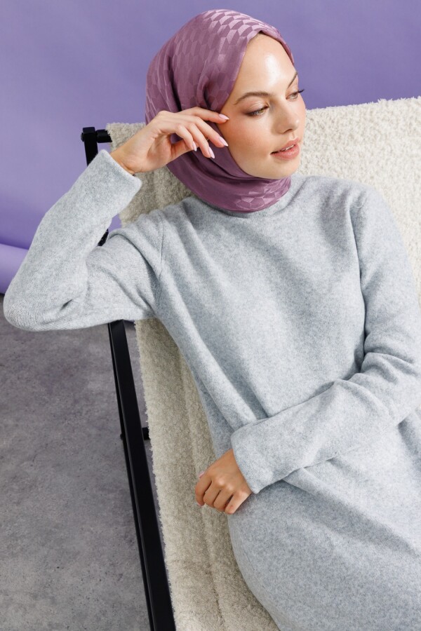 TOZLU EFLATUN QOZA DESEN İPEKSİ JAKAR ŞAL - VALORSCARF (1)